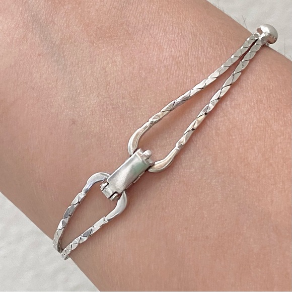 Vintage Silver Ruby Red Floral Bell Center Double Snake Chain 7.5” Bracelet - Picture 4 of 16